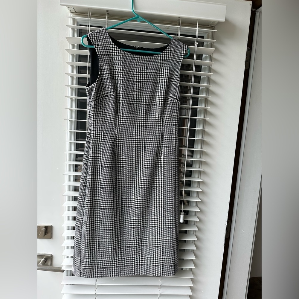 Ann Taylor Dress, great condition